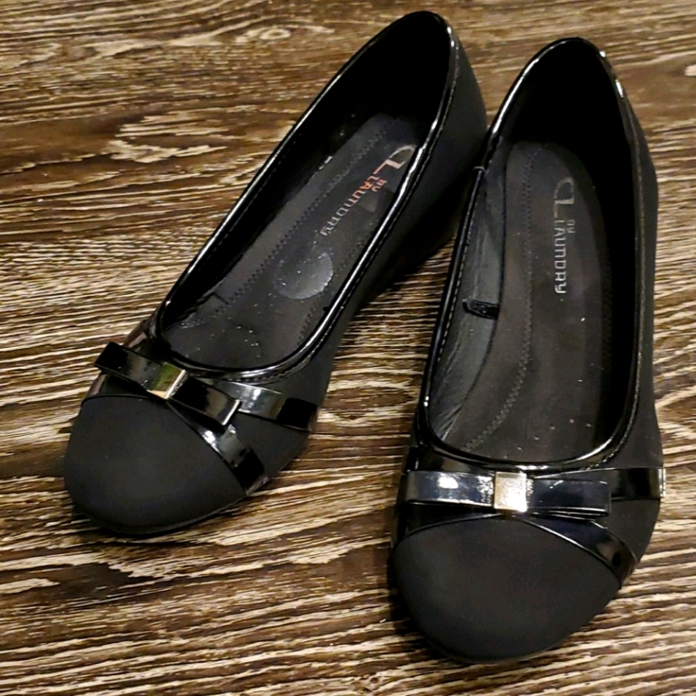 Chinese Laundry Black Wedge Loafers